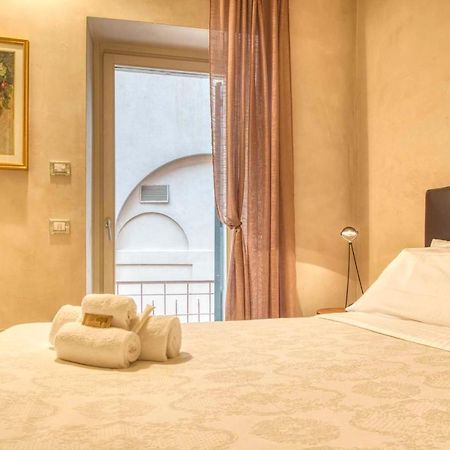Apartmentsarena - Suite Mercatorum - Piazza Erbe Verona Exterior foto