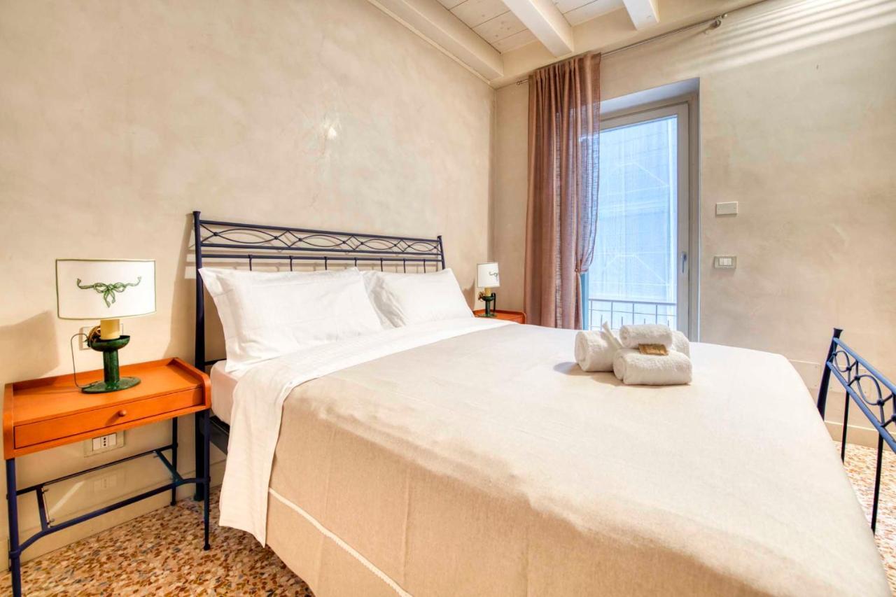 Apartmentsarena - Suite Mercatorum - Piazza Erbe Verona Exterior foto