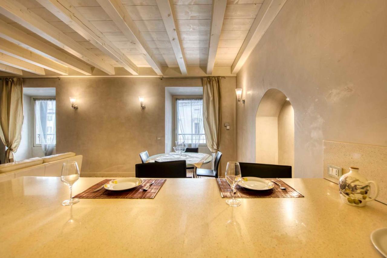 Apartmentsarena - Suite Mercatorum - Piazza Erbe Verona Exterior foto