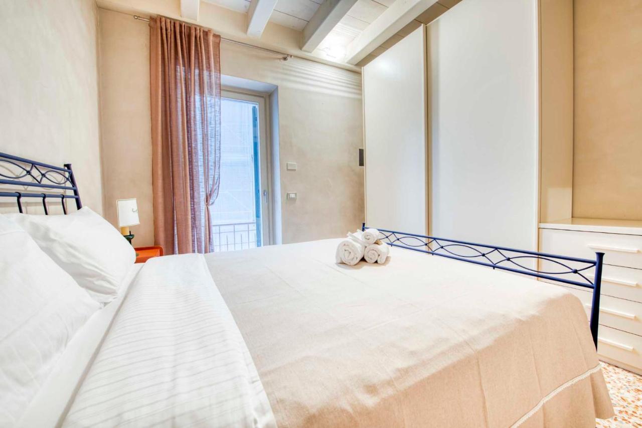 Apartmentsarena - Suite Mercatorum - Piazza Erbe Verona Exterior foto